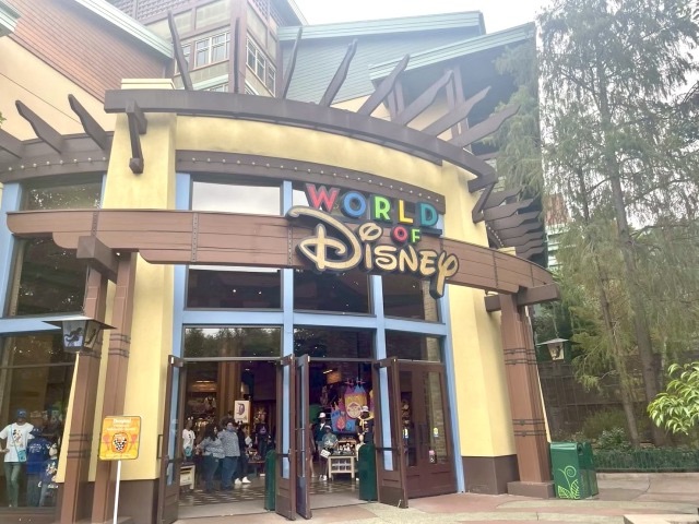 ワールド・オブ・ディズニー外観