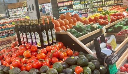 WHOLE FOODS MARKET野菜売り場