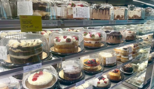 WHOLE FOODS MARKETケーキ売り場